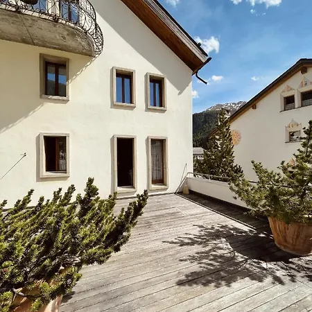 Chesa Coronella Appartement La Punt-Chamues-ch Buitenkant foto